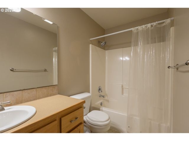 9611 Ne 21ST Pl, Vancouver, WA 98665