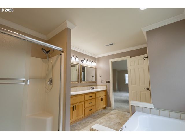 9611 Ne 21ST Pl, Vancouver, WA 98665