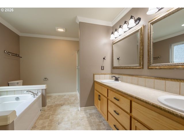 9611 Ne 21ST Pl, Vancouver, WA 98665