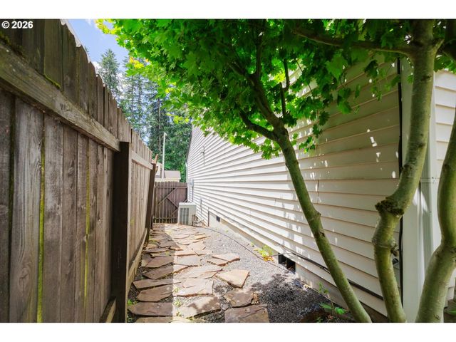 9611 Ne 21ST Pl, Vancouver, WA 98665