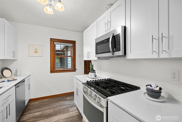 1417 Martin Luther King Jr Way, Seattle, WA 98122