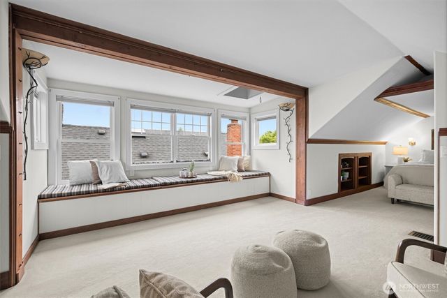 1417 Martin Luther King Jr Way, Seattle, WA 98122