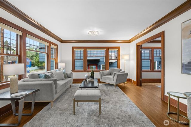 1417 Martin Luther King Jr Way, Seattle, WA 98122
