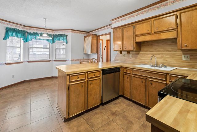 2409 Ozark Drive, North Little Rock, AR 72116