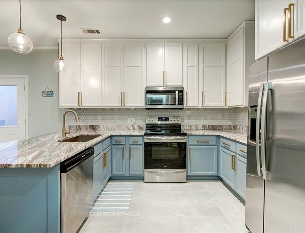 179 Marina Pt Unit A, Hot Springs, AR 71913