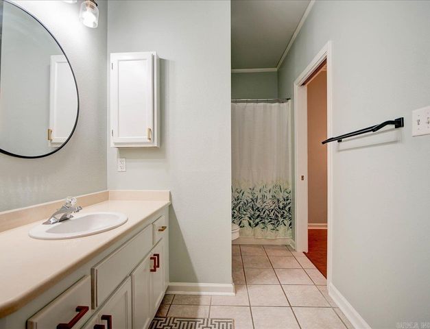 179 Marina Pt Unit A, Hot Springs, AR 71913