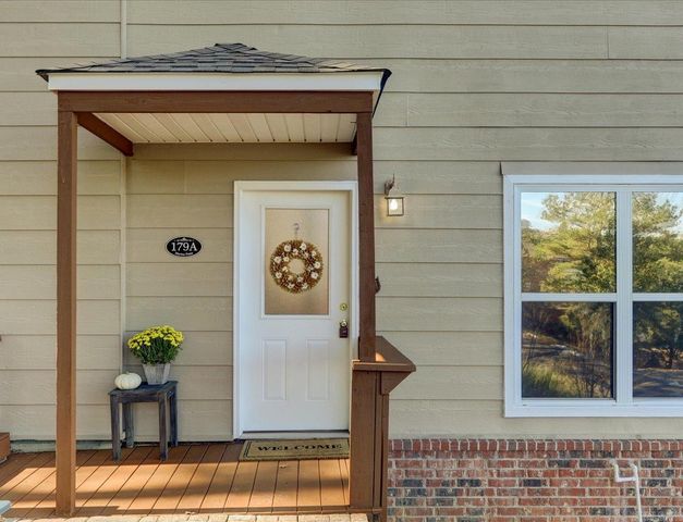 179 Marina Pt Unit A, Hot Springs, AR 71913