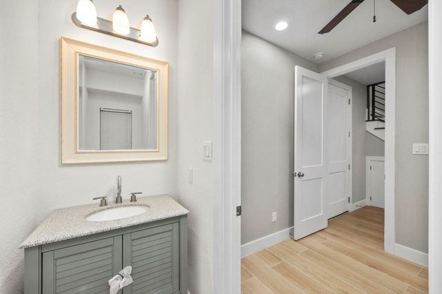 2310 Detering Street A, Houston, TX 77007