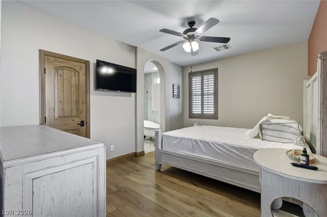 117 Weisbrook Court, Henderson, NV 89011