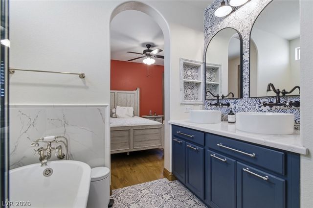 117 Weisbrook Court, Henderson, NV 89011