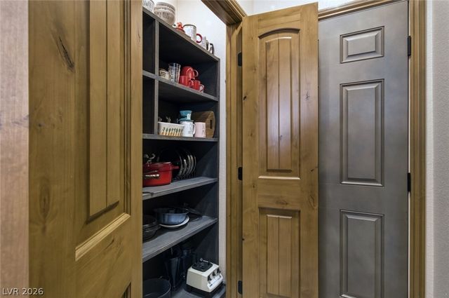 117 Weisbrook Court, Henderson, NV 89011