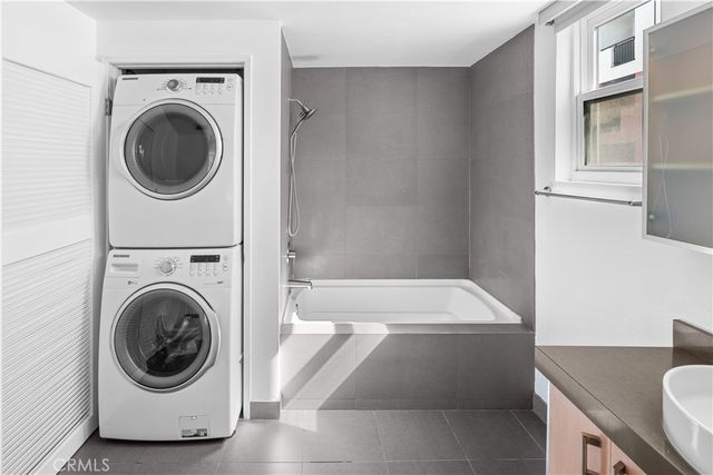 1234 Wilshire Boulevard 218, Los Angeles, CA 90017