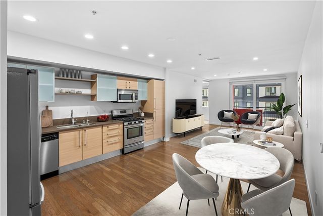 1234 Wilshire Boulevard 218, Los Angeles, CA 90017