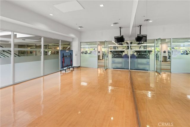 1234 Wilshire Boulevard 218, Los Angeles, CA 90017