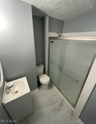 1178 E 147th Street, Cleveland, OH 44110