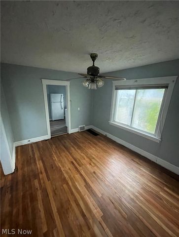 1178 E 147th Street, Cleveland, OH 44110