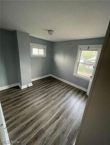 1178 E 147th Street, Cleveland, OH 44110