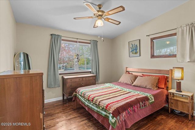 17 Chestnut Hill Drive, Toms River, NJ 08755