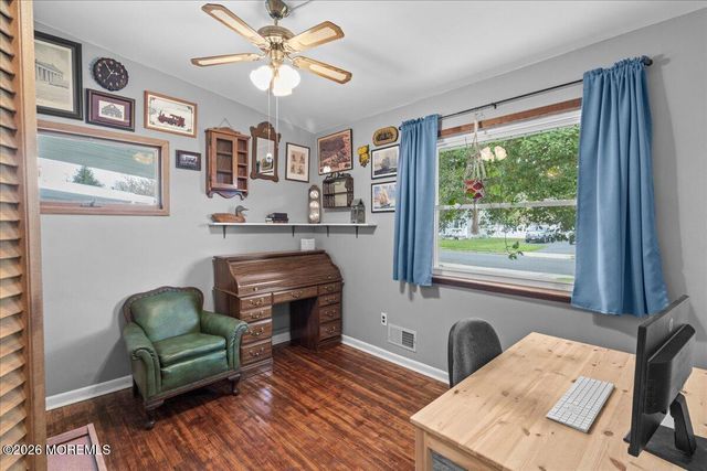 17 Chestnut Hill Drive, Toms River, NJ 08755