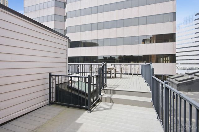 26 E Sixth Street, Cincinnati, OH 45202