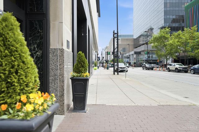 26 E Sixth Street, Cincinnati, OH 45202
