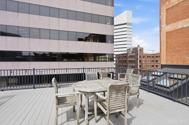 26 E Sixth Street, Cincinnati, OH 45202