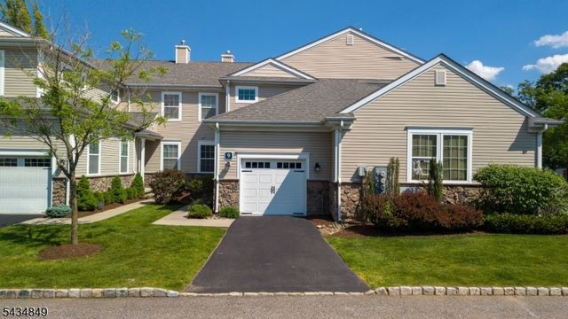 9 Mc Nish Way, West Caldwell Twp., NJ 07006