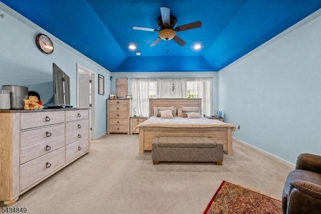 9 Mc Nish Way, West Caldwell Twp., NJ 07006
