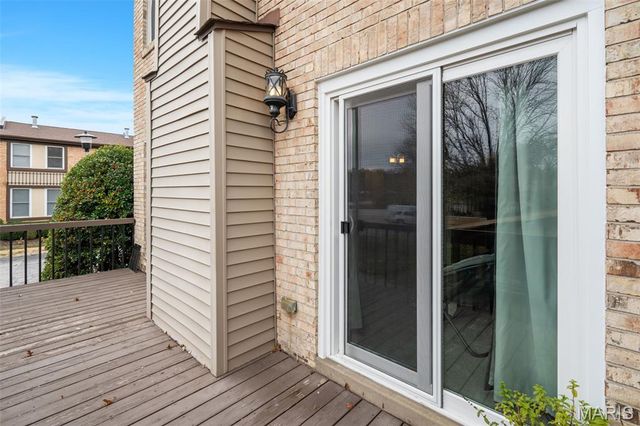 11721 Casa Grande Drive, St Louis, MO 63146