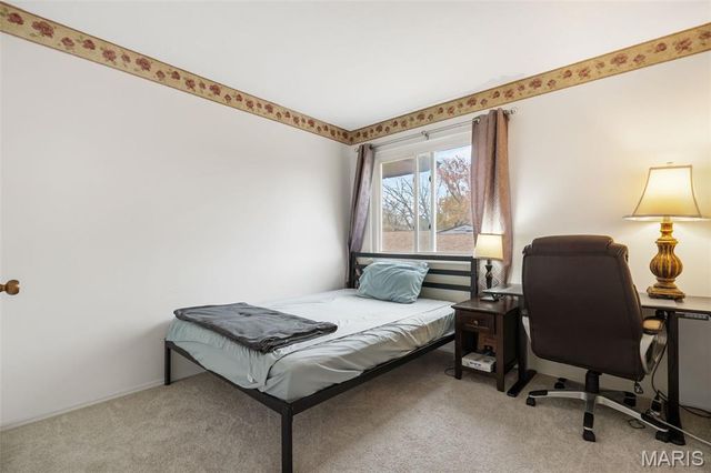 11721 Casa Grande Drive, St Louis, MO 63146
