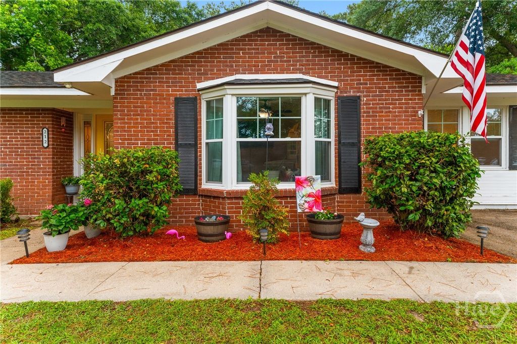 Image 2 of property listing at 212 Melrose Place, Rincon, GA 31326