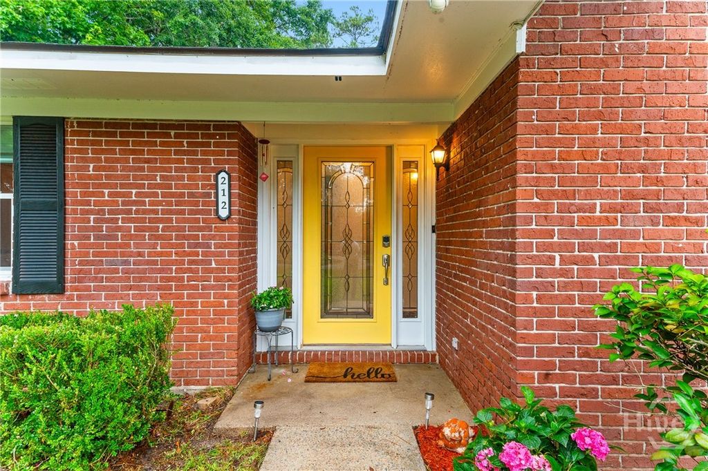 Image 7 of property listing at 212 Melrose Place, Rincon, GA 31326
