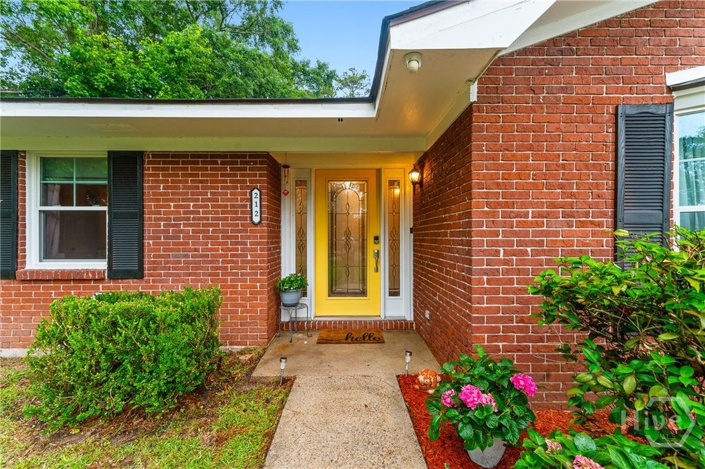 Image 8 of property listing at 212 Melrose Place, Rincon, GA 31326