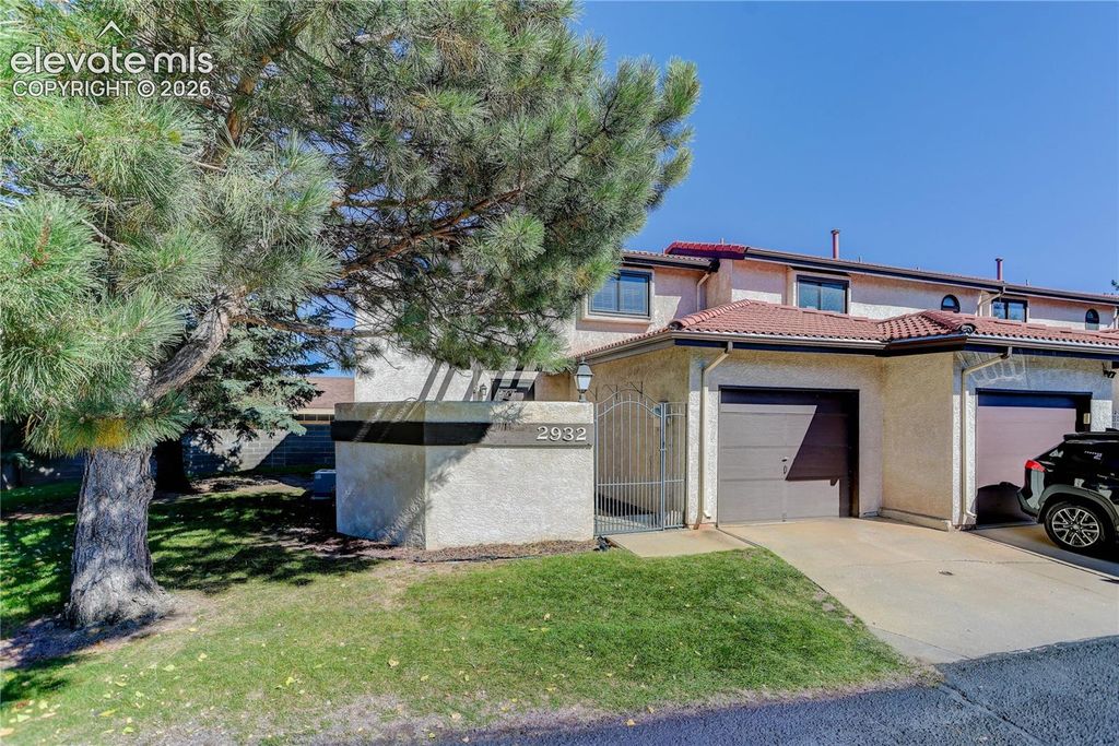 2932 Camino Cielo Court, Colorado Springs, CO 80920 — photo 2
