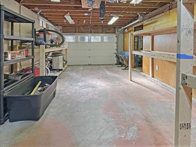 19 Center Drive, Ledyard, CT 06339