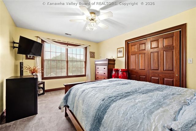 110 Southern Woods Drive, South Charleston, WV 25309