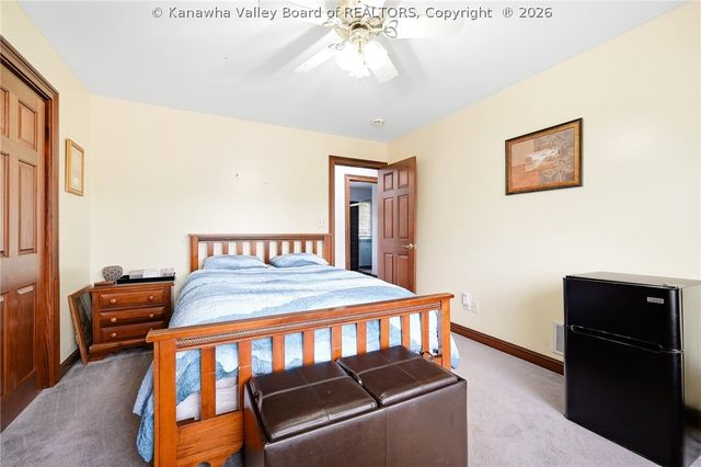 110 Southern Woods Drive, South Charleston, WV 25309