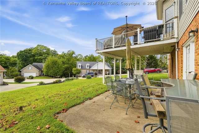 110 Southern Woods Drive, South Charleston, WV 25309