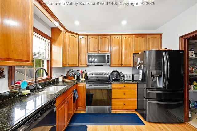 110 Southern Woods Drive, South Charleston, WV 25309