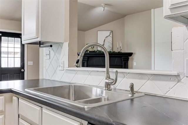 508 Manhattan Drive, Moore, OK 73160