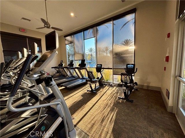 5550 Strand 101, Hawthorne, CA 90250