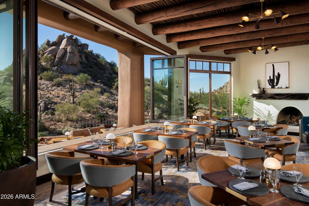 Image 21 of property listing at 10040 E HAPPY VALLEY Road 271, Scottsdale, AZ 85255