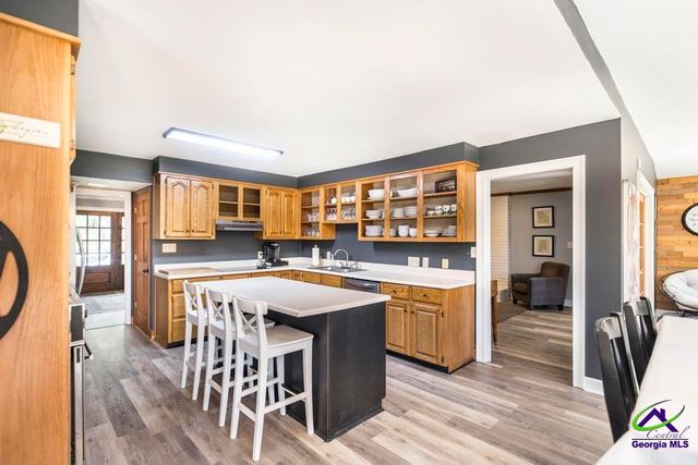 107 Fernwood Drive, Warner Robins, GA 31088
