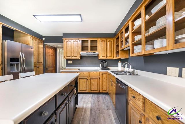 107 Fernwood Drive, Warner Robins, GA 31088