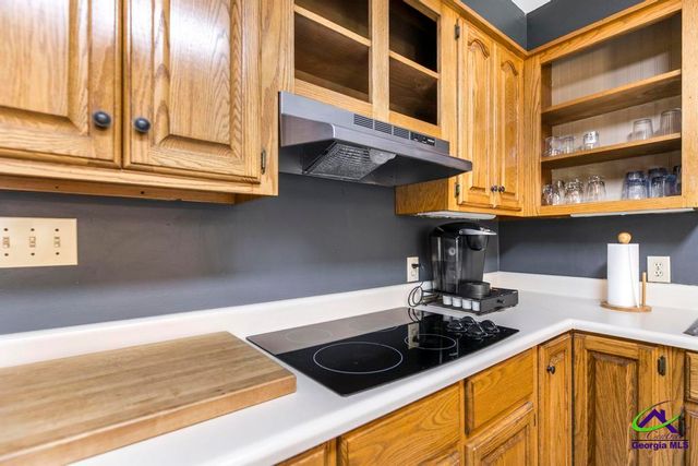 107 Fernwood Drive, Warner Robins, GA 31088