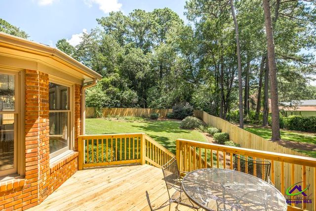 107 Fernwood Drive, Warner Robins, GA 31088