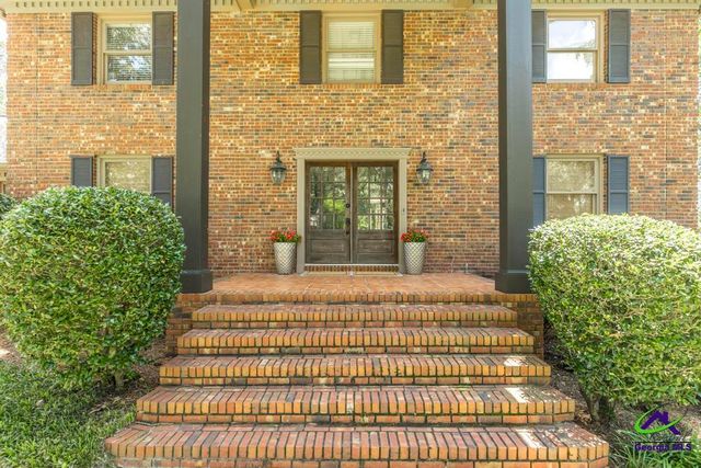 107 Fernwood Drive, Warner Robins, GA 31088