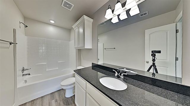 11210 Howard Drive, Oklahoma City, OK 73114