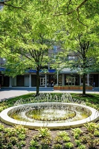44 Washington St 1103, Brookline, MA 02445