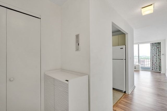 44 Washington St 1103, Brookline, MA 02445